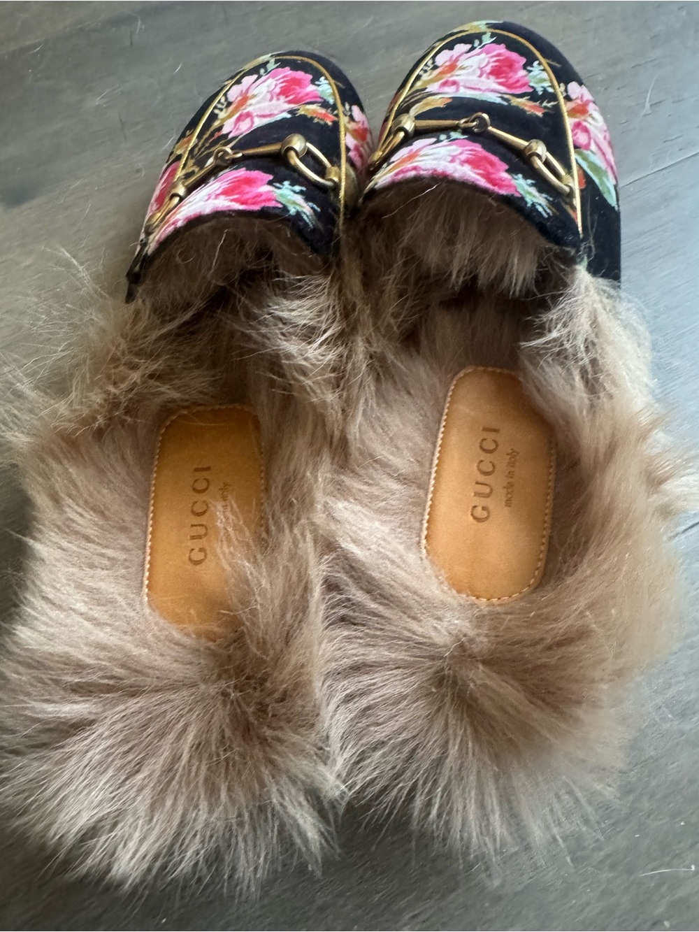 Gucci Black Floral Velvet Fur-Lined Horsebit Mule - Picture 2 of 3